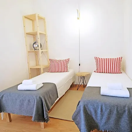 Apartamento Bh1 4br In Heart Of Bohemian Bairro Alto