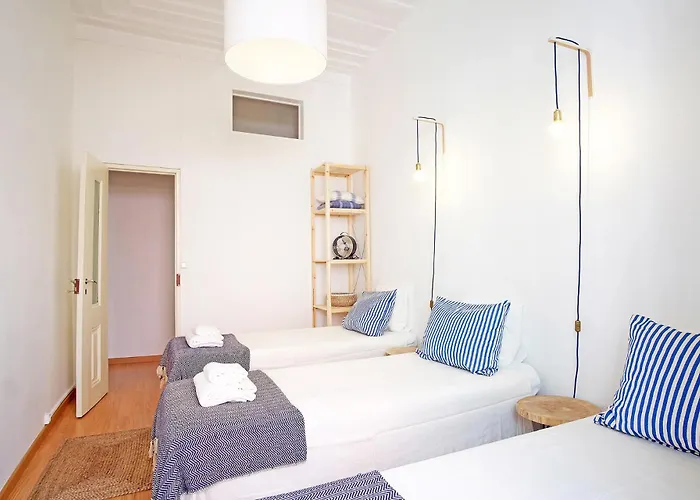 Bh1 4br In Heart Of Bohemian Bairro Alto 아파트