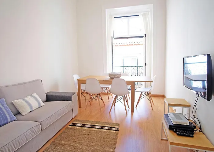 Bh1 4br In Heart Of Bohemian Bairro Alto 아파트 *